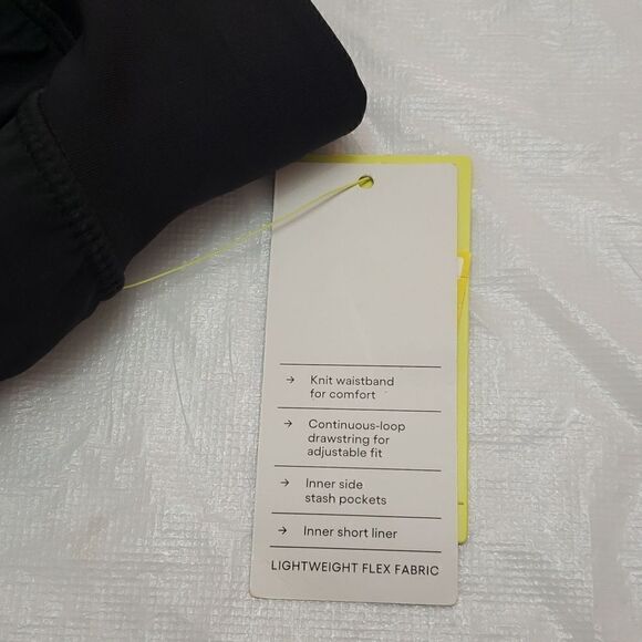 All in Motion High Rise Shorts NWT - Picture 9 of 10